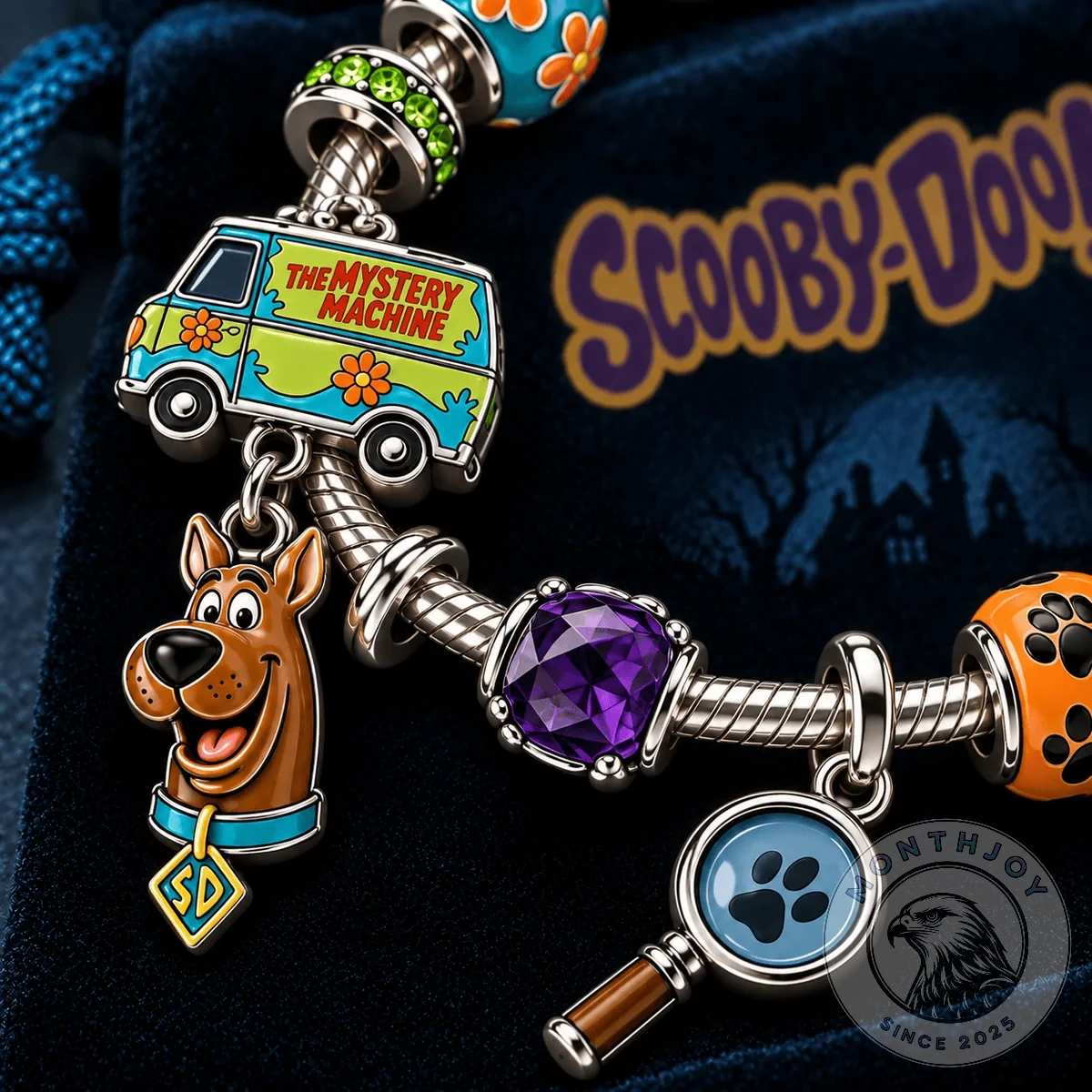 Scooby-Doo Mystery Machine Pandora Charm Bracelet - Detail View